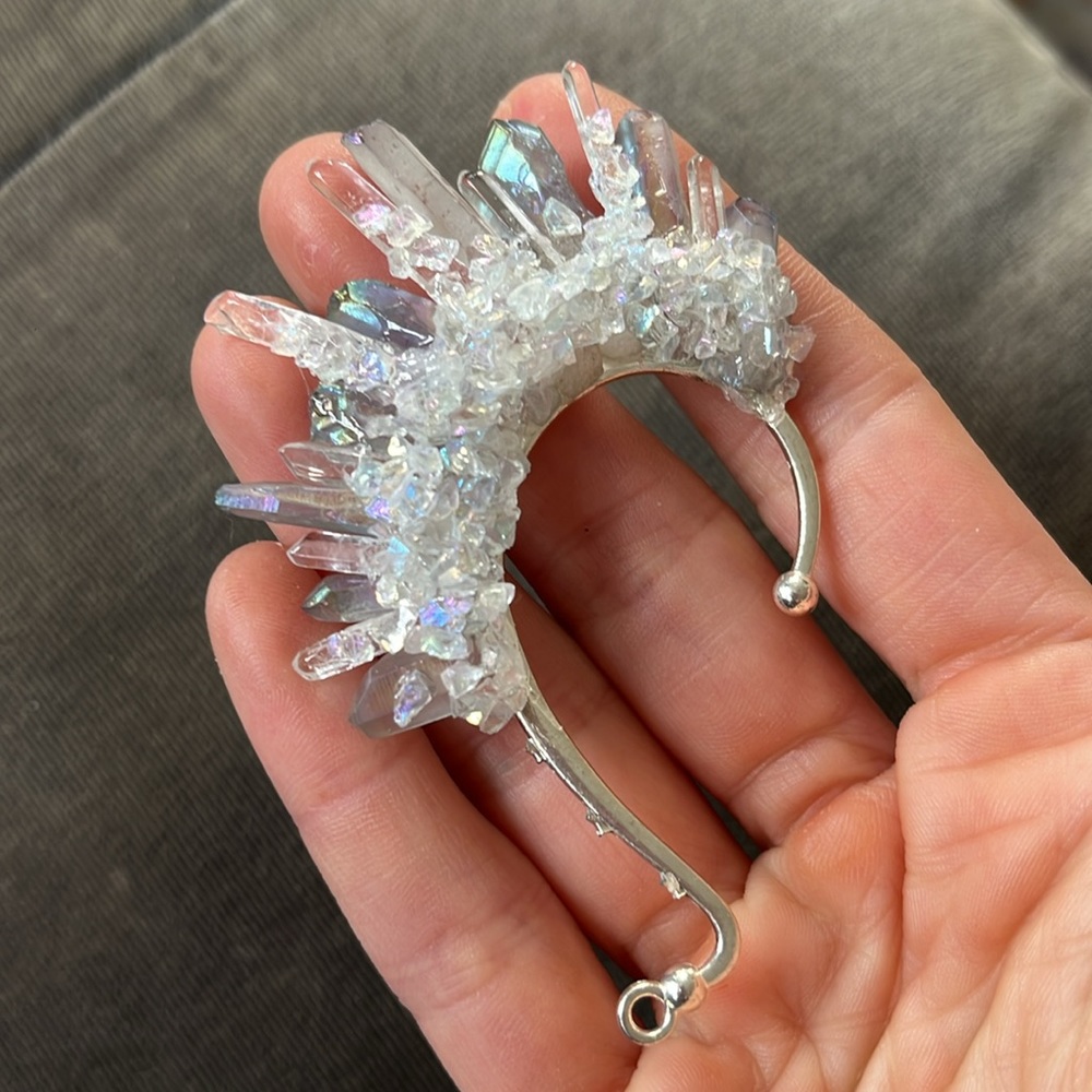 Blue gray quartz crystal ear cuff no pierce earring, iridescent accent